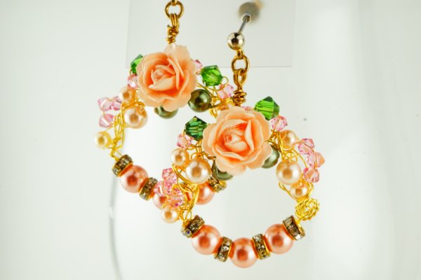 画像1: ワイヤーレースの薔薇のリース イヤリング・ピアスキット (1)