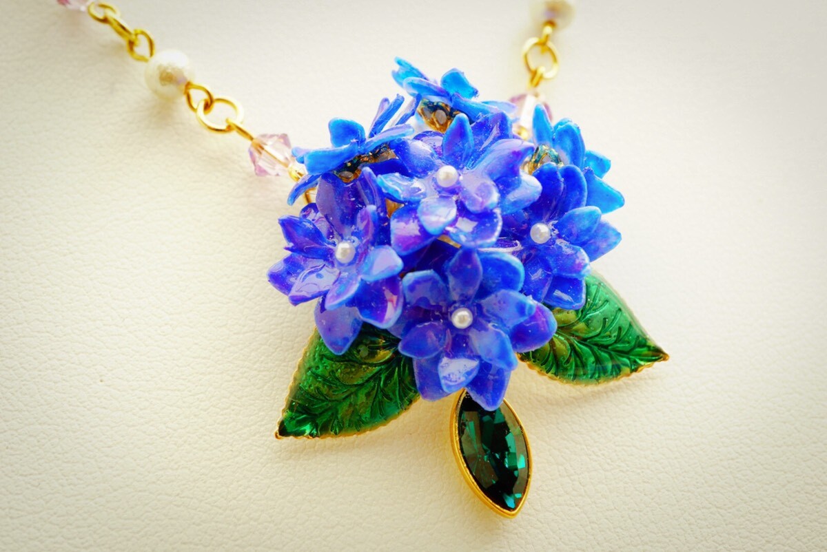 紫陽花（ハイドランジア）のネックレスキット
